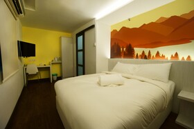 Swing & Pillows at KL Cheras Maluri 2