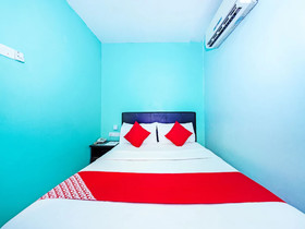 Comfort Hotel by OYO Rooms