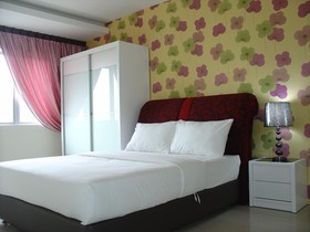 Duta Hotel and Residence