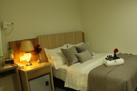 Alaxis Hotel
