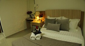 Alaxis Hotel