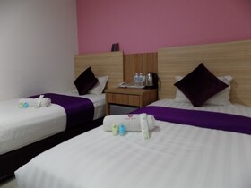 Alaxis Hotel