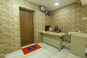 Everest Hotel by OYO Rooms