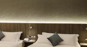 Flora by Crossroads Hotel