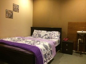 Funky Crib Guesthouse