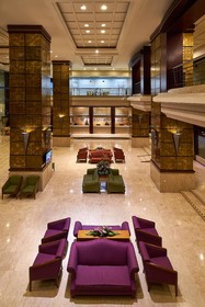 Grand Seasons Hotel