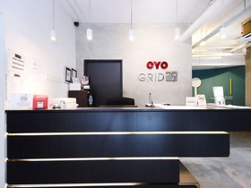 Grid 9 Hotel by OYO