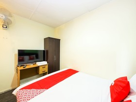 Hotel Al Azhar by OYO Rooms