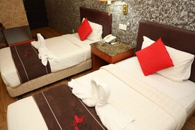 Hotel Grand Orchard by OYO