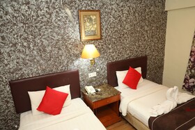 Hotel Grand Orchard by OYO