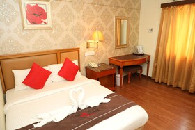 Hotel Grand Orchard by OYO