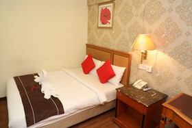 Hotel Grand Orchard by OYO