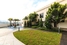 J.Dupion Boutique Suites by NowHere