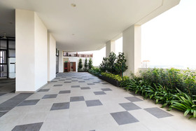 J.Dupion Boutique Suites by NowHere