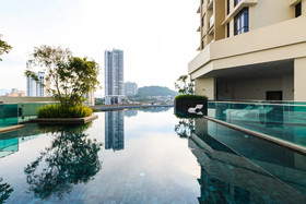 J.Dupion Boutique Suites by NowHere