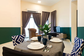 J.Dupion Boutique Suites by NowHere