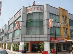 1 Hotel Kuchai Lama