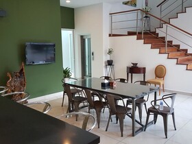 La Maison 100