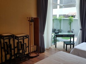 La Maison 100