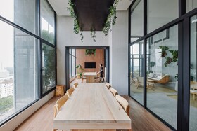 Lloyd's Inn