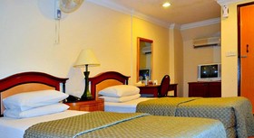 Lotus Family Hotel Medan Tuanku