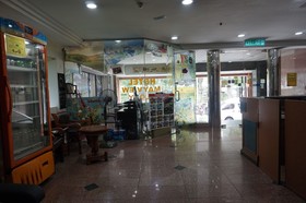 OYO 390 Mayview Glory Hotel
