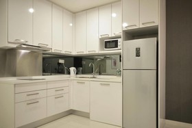 Mercu Summer Suites