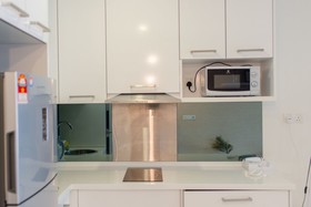 Mercu Summer Suites by Feel Homes