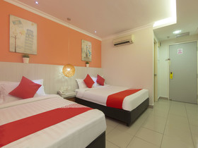 Super OYO 761 City Hotel