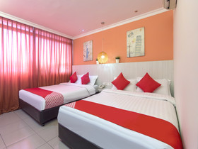Super OYO 761 City Hotel
