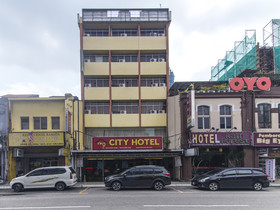 Super OYO 761 City Hotel