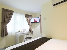 Naka Hotel