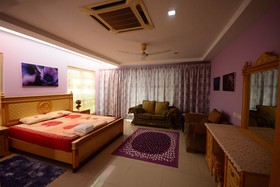 Pandora Spring Villa