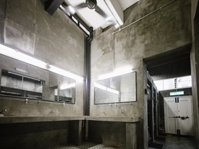 Paper Plane Hostel