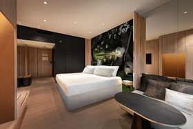 Parkroyal Collection