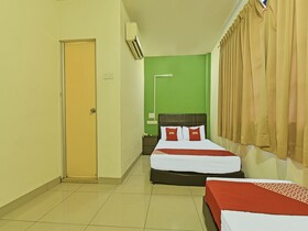 Parkway Inn Hotel by OYO