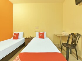 Parkway Inn Hotel by OYO