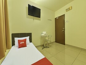 Parkway Inn Hotel by OYO