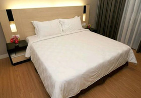 Pearl Suites Swiss Garden Residences