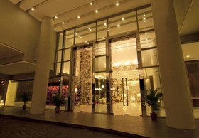 Pearl Suites Swiss Garden Residences