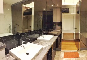 Platinum Suites