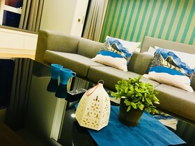 Platinum Suites by 7Stonez