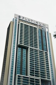 Platinum Suites by 7Stonez