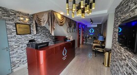 Poorna Hotel