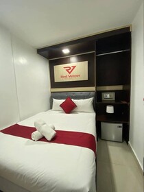 RedVelvetInnHotel