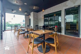 Sakura Boutique Hotel
