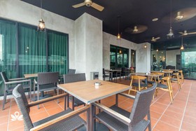 Sakura Boutique Hotel