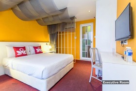 Sakura Boutique Hotel