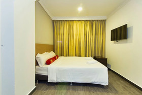 Simms Garden Hotel