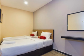 Simms Garden Hotel